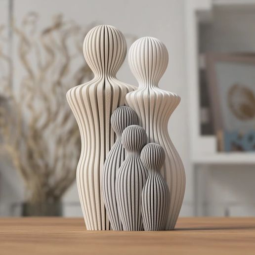 Decorative Sculptures & Shelf Décor